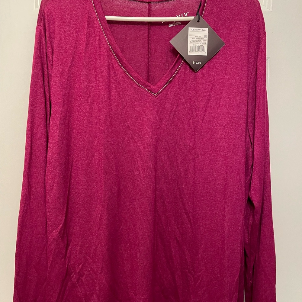 Women’s long sleeve shirt